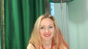 Dirty slut Foxy Love moans while pleasuring her wet love tube