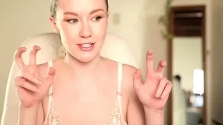 Cute amateur webcam teen girl toying pussy on webcam