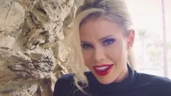 Passionate blondie introducing her boobs