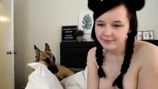 Brunette Solo Webcam Masturbation