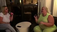 Fat blonde mature masturbates pink pussy