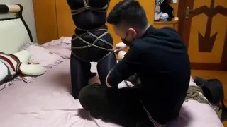 vibrator bath wife hogtied