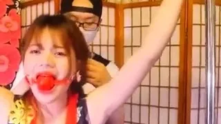 Petite amateur redheaded teen pisses and sucks cock