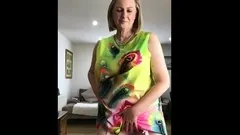 Fat BBW with big boobs masturbating and squirtin on cam