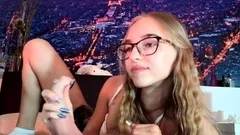 Amateur Webcam Cute Teen Plays Solo with Big Dildo