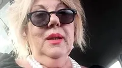 Amateur mature CD solo