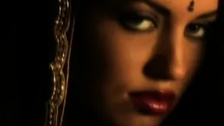 Dancing In The Love Light Of India