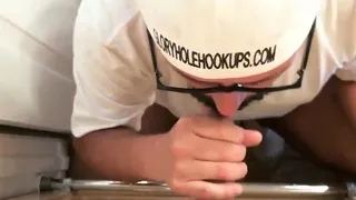 Cocksucking gloryhole DILF gets breeded