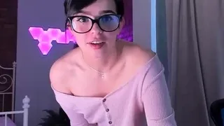 Amateur webcam babe dildo masturbation