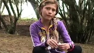 Ellie 18 Outdoor Pussy