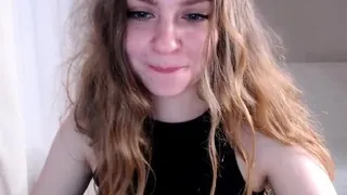 Hot amateur webcam teen masturbates for their fans