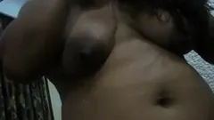 Putita hablando por cel con su novio antes de cojermela