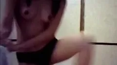 Skinny Chinese Camslut