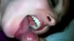 Hot girlfriend loves cum in her mouth