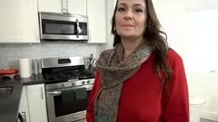 Mature stepmother offers her hairy pussy to stepson