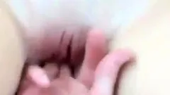 Schuelerin im Auto gefickt!