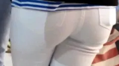 4 COLLEGE YOUNG GIRLS TIGHT ASSES IN JEANS HIDDEN CAM