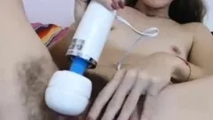 Webcam hairy teen show her juicy lips