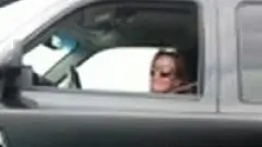 Car dickflash with cum! Im Auto beim Fahren gewichst