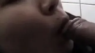 Cute japanese teen gives elderly man a nice blowjob in car