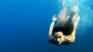 Hotties naked alone in the sea