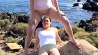 Amateur - FMF Outdoor Pissing Threesome