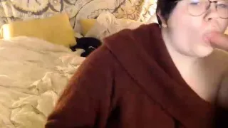 Bbw fat chick strips on webcam