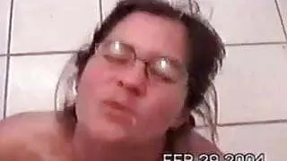 Lara Lynn gets a facial