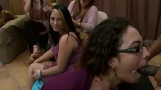 WOW my girlfriend gets facialized by stripper