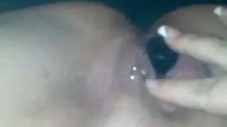 Haarige Fotze Zuckt beim Orgasmus mit Goldie Vibrator