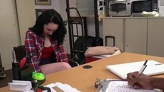 American chick strips off clothes for casting director to dismantle her cunt