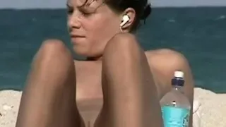 Quick nudist  girl jiggly ass beach spy