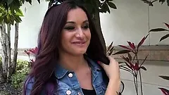 Sexy latina babe gets picked up by a dude who wants to bang her