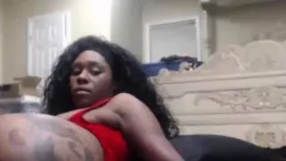 Excited Tattooed Camgirl Takes A Try Out On The Fuck Machine