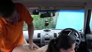 Delicious pussy pounded in car