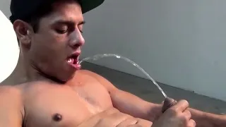 Pervert twink Bobby Hart opens his mouth for a golden shower