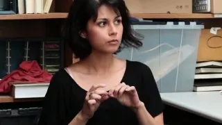 Penelope gets on her knees to suck off private investigator