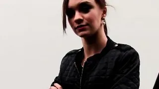 Stranded Lea Guerlin fucked in the car