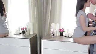 Nerdy babe likes hot banging