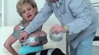 Cheating british milf lady sonia displays her enormous titti