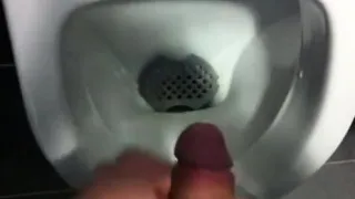 X Mush - Up: Public Toilet Fun