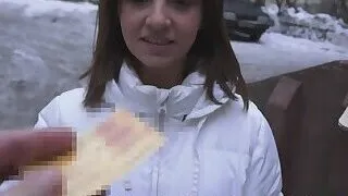 Real casting chick bounces on dick