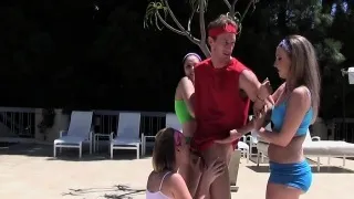 Yoga instructor gives a messy facial to a sweet teen blonde