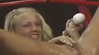 kylie fuck machine squirt