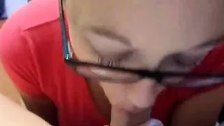 Nerd with glasses CFNM blowjob and swallowing