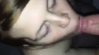 Amateur teen girl blowjob and facial