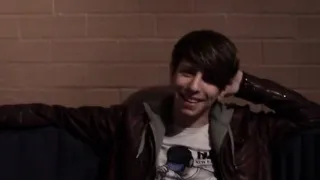 Twink amateur spurts cum