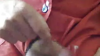 Ejaculation sur blouse nylon orange