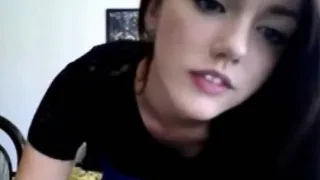 teen canadian brunette strip on webcam