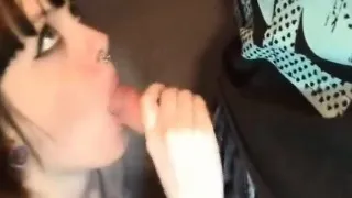 Inked babe gives head like a pro